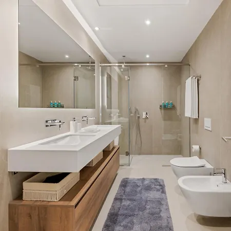 6 Bedroom Luxury In With Private Gym And Sauna Vila *