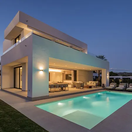 6 Bedroom Luxury In With Private Gym And Sauna Marbella
