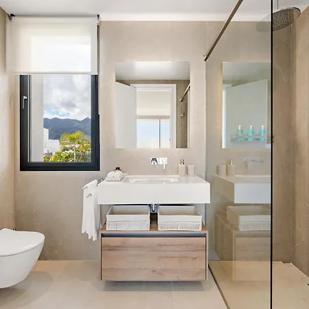 6 Bedroom Luxury In With Private Gym And Sauna Vila *