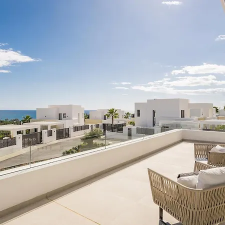 6 Bedroom Luxury In With Private Gym And Sauna Vila Marbella